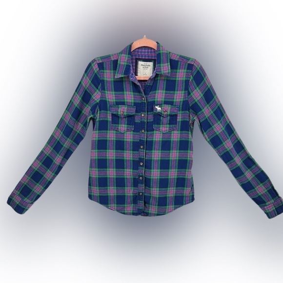 Abercrombie & Fitch Blue and Purple Plaid Button Down Shirt Size Small - Picture 1 of 10
